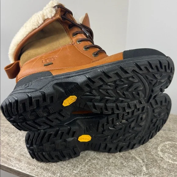 Ugg Winter Snow Butte Boots Worchester Men Size 7 Women Size 8.5 Lined - Picture 8 of 10